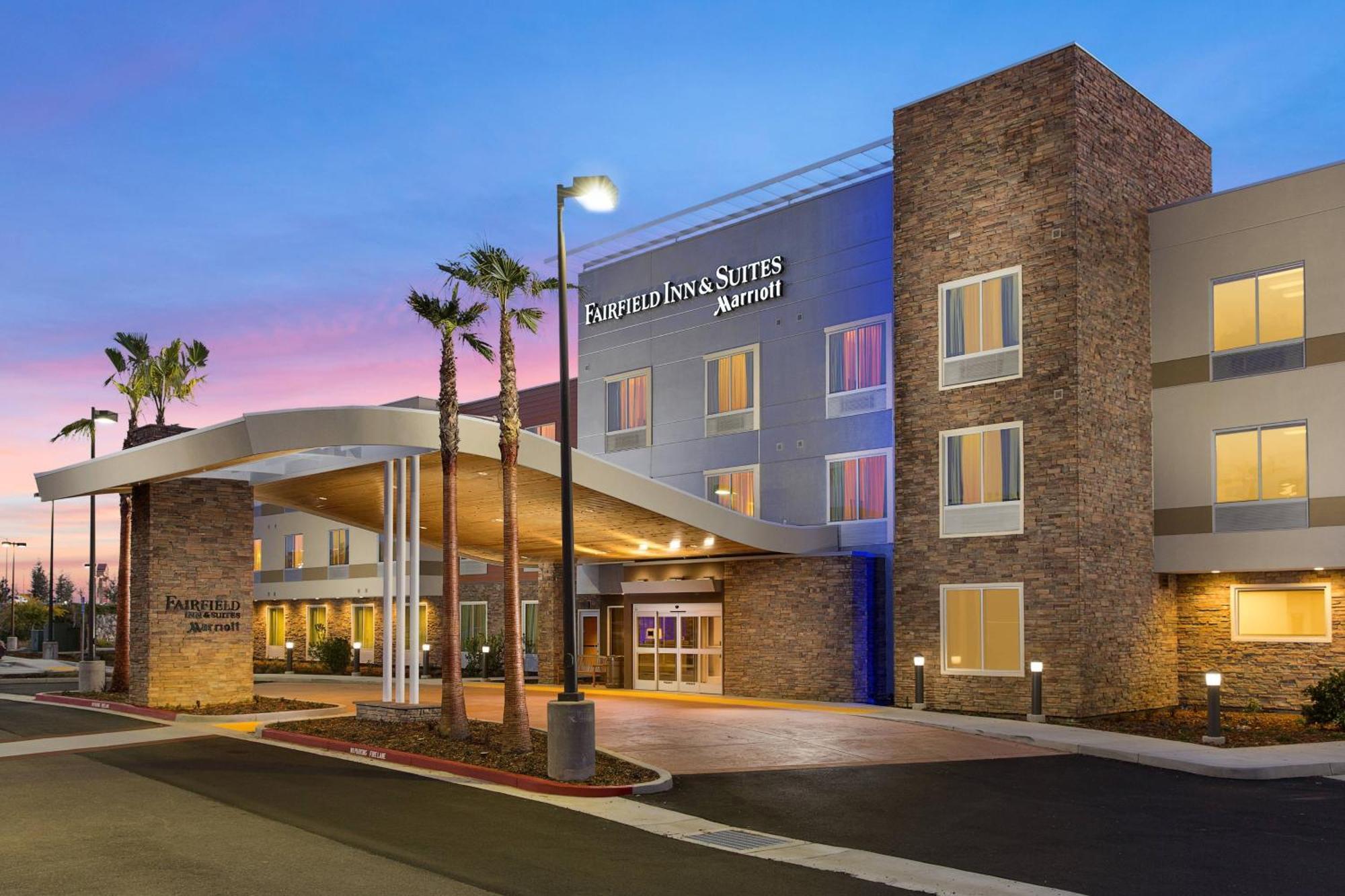 Fairfield & By Marriott Sacramento Hotel Folsom