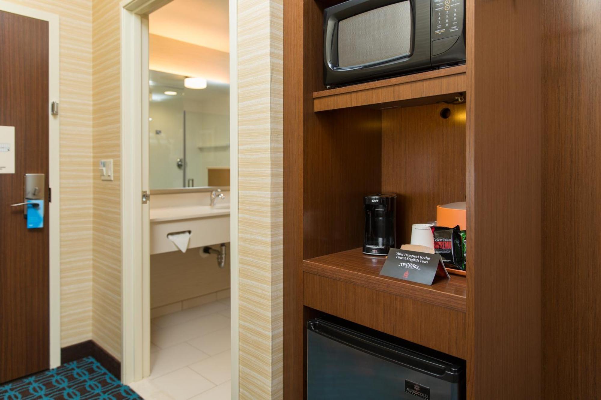 Hotel Fairfield & By Marriott Sacramento