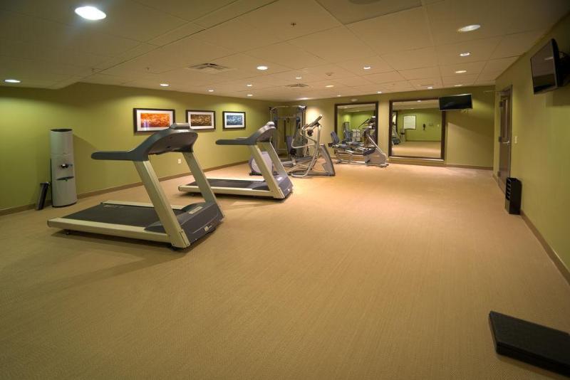 Hotel Fairfield & By Marriott Sacramento 3*
